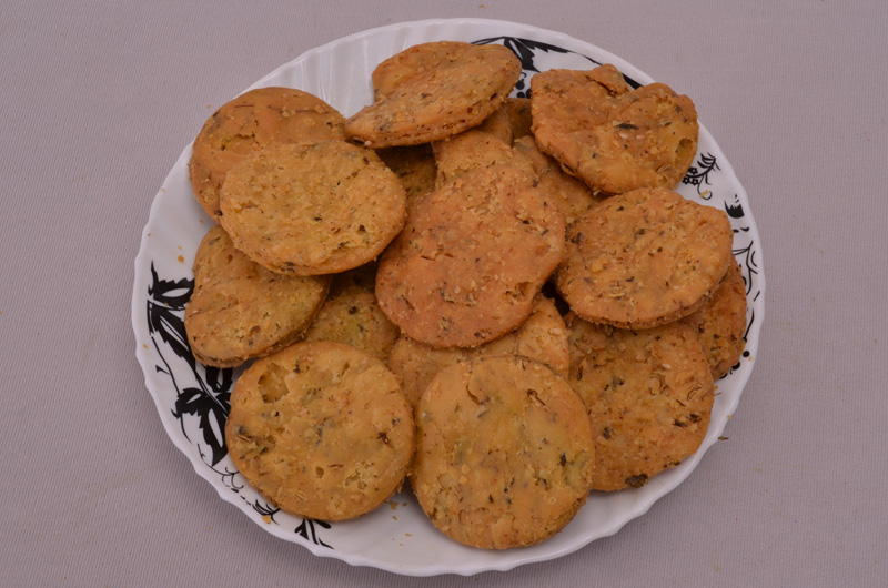 Methi Puri